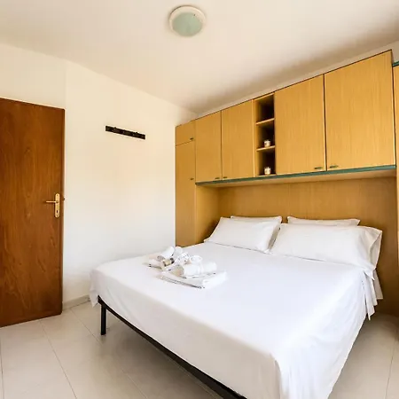 Ginepro Blu, A 50 Metros De La Playa Daire Castelsardo